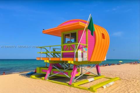 505 74th St 6B, Miami Beach FL - photo 10 of 11