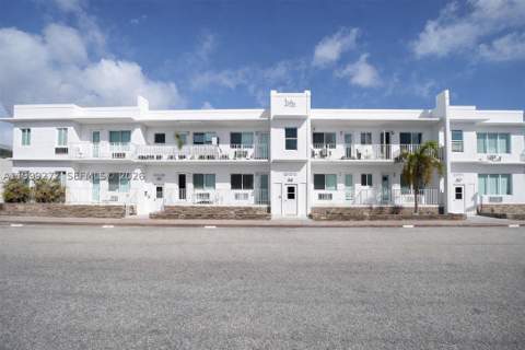 505 74th St 6B, Miami Beach FL - photo 11 of 11