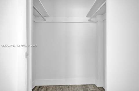 5555 Collins Ave 3C, Miami Beach FL - photo 11 of 34
