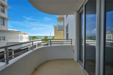 5555 Collins Ave 3C, Miami Beach FL - photo 6 of 34