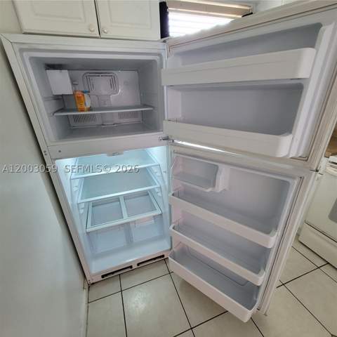 1370 NE 119th St 137015, Miami FL - photo 13 of 28