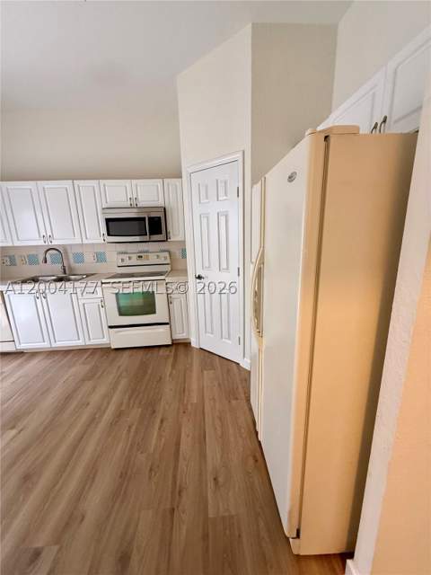 1947 SE 23rd Rd, Homestead FL - photo 10 of 51