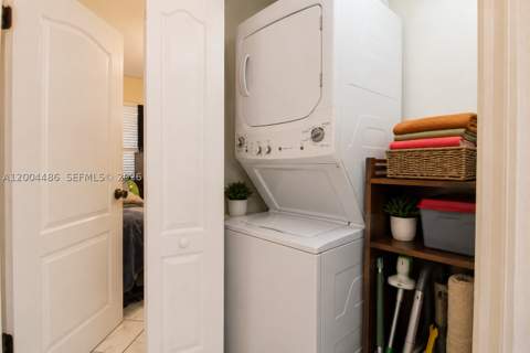15071 SW 127th Ct, Miami FL - photo 15 of 31