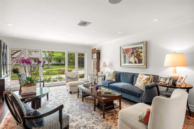 5 bedroom SingleFamilyResidence at 600 Conde Ave, Hammock Heights, Coral Gables — photo 4