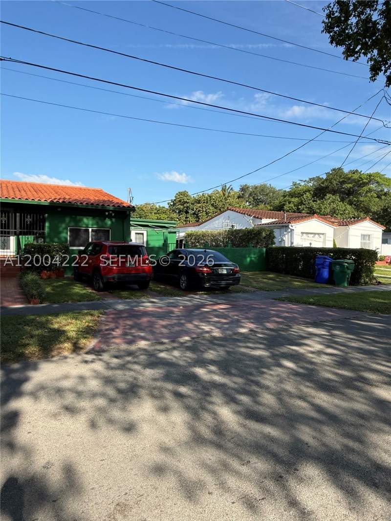 3 bedroom SingleFamilyResidence at 540 SW 39th Ave, Floyds Groves Estates, Miami — photo 2