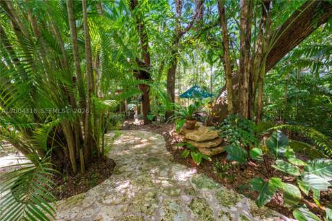 3584 Saint Gaudens Rd, Miami FL - photo 6 of 34