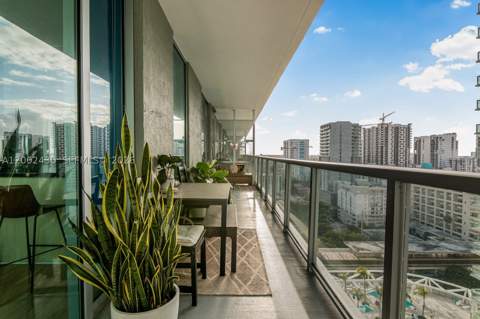 79 SW 12th St 2107-S, Miami FL - photo 15 of 47