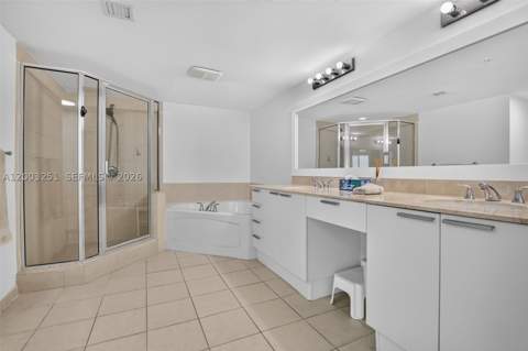 16699 Collins Ave 2404, Sunny Isles Beach FL - photo 21 of 37