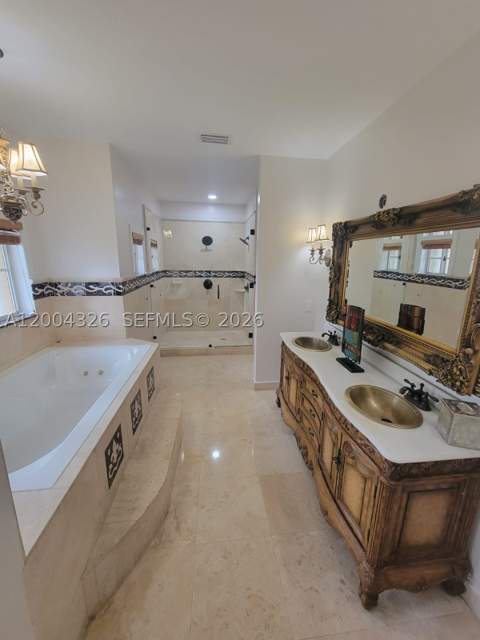 2614 NE 41st Rd, Homestead FL - photo 9 of 11