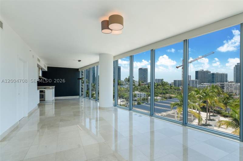 2 bedroom Condominium at 601 NE 36th St 801, Blue Condo, Miami — photo 2