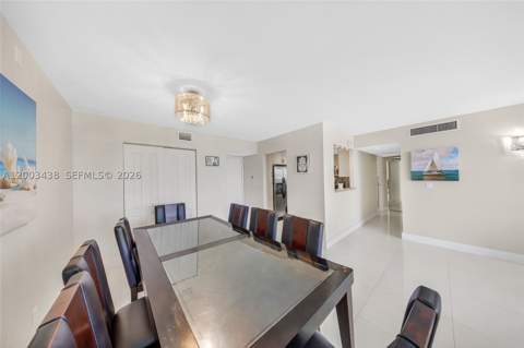 100 Bayview Dr 606, Sunny Isles Beach FL - photo 9 of 38