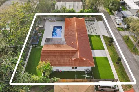 2126 NE 187th St, North Miami Beach FL - photo 13 of 81