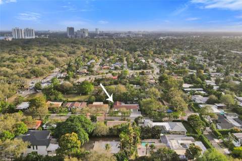 2126 NE 187th St, North Miami Beach FL - photo 19 of 81
