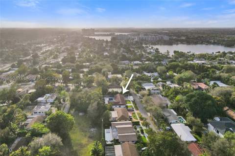 2126 NE 187th St, North Miami Beach FL - photo 20 of 81