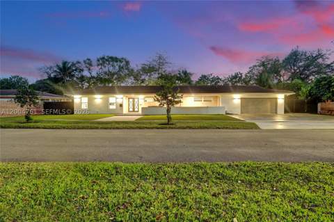 2126 NE 187th St, North Miami Beach FL - photo 6 of 81