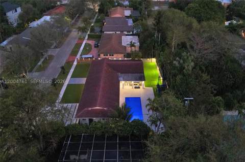 2126 NE 187th St, North Miami Beach FL - photo 7 of 81