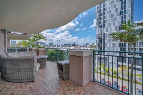 17555 Atlantic Blvd 707, Sunny Isles Beach FL - photo 11 of 37