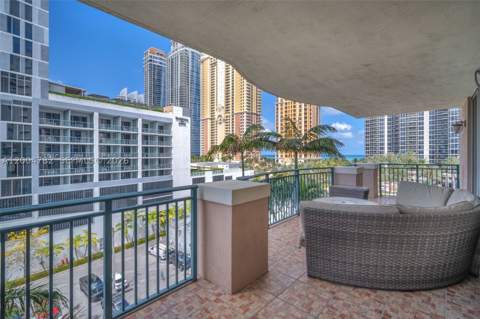 17555 Atlantic Blvd 707, Sunny Isles Beach FL - photo 12 of 37