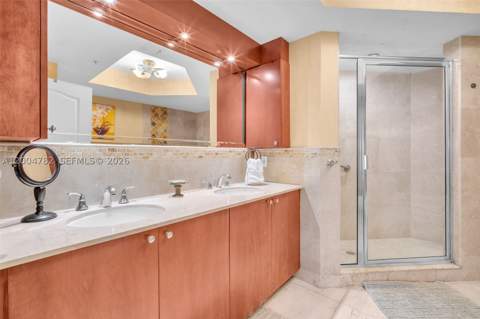 17555 Atlantic Blvd 707, Sunny Isles Beach FL - photo 19 of 37