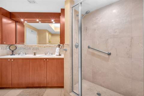 17555 Atlantic Blvd 707, Sunny Isles Beach FL - photo 23 of 37