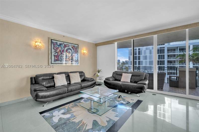3 bedroom Condominium at 17555 Atlantic Blvd 707, King David Of Sunny Isles, Sunny Isles Beach — photo 3