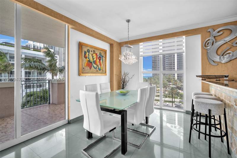 3 bedroom Condominium at 17555 Atlantic Blvd 707, King David Of Sunny Isles, Sunny Isles Beach — photo 4