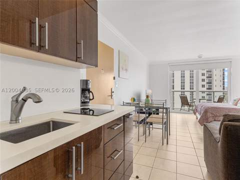 19201 Collins Ave 1109, Sunny Isles Beach FL - photo 12 of 21