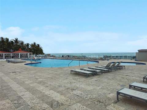 19201 Collins Ave 1109, Sunny Isles Beach FL - photo 15 of 21