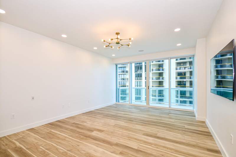 2 bedroom Condominium at 10101 Collins Avenue 7d, The Palace At Bal Harbour, Bal Harbour — photo 3