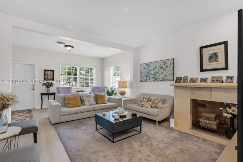 3 bedroom SingleFamilyResidence at 7611 NW 3rd Ave, Pinemount, Miami — photo 4