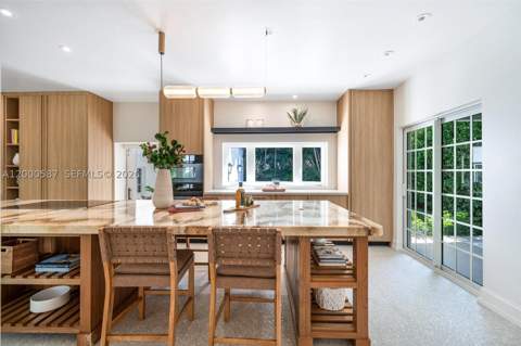 909 Roderigo Ave, Coral Gables FL - photo 12 of 34