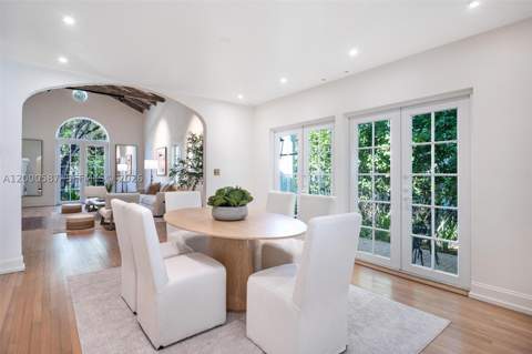 909 Roderigo Ave, Coral Gables FL - photo 14 of 34