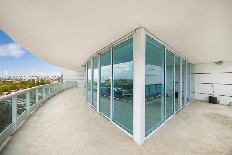 2 bedroom Condominium at 2127 Brickell Ave 1805, Bristol Tower Condo, Miami — photo 4