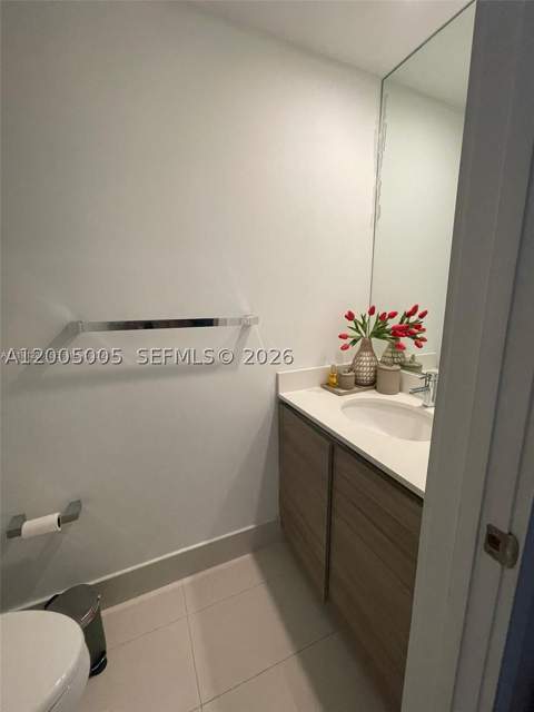 121 NE 34 St 2215, Miami FL - photo 8 of 19