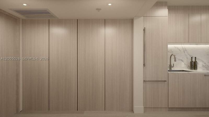 2 bedroom Condominium at 250 Collins Ave 205, Ocean Beach Fla Sub, Miami Beach — photo 5