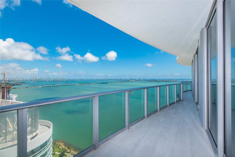 3 bedroom Condominium at 488 NE 18th St 4515, Aria On The Bay Condo, Miami — photo 3
