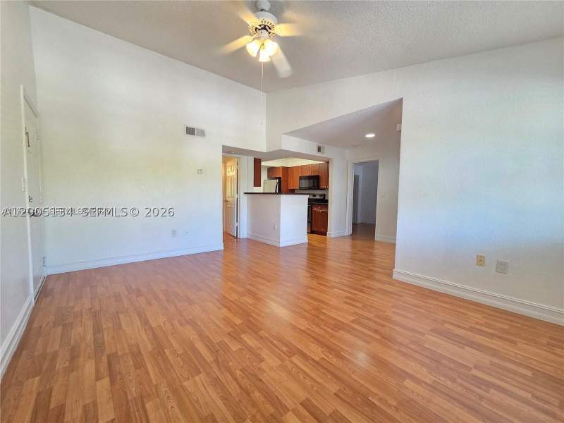 2 bedroom Condominium at 15650 SW 105th Ln 502, Vista Lago At The Hammock, Miami — photo 3