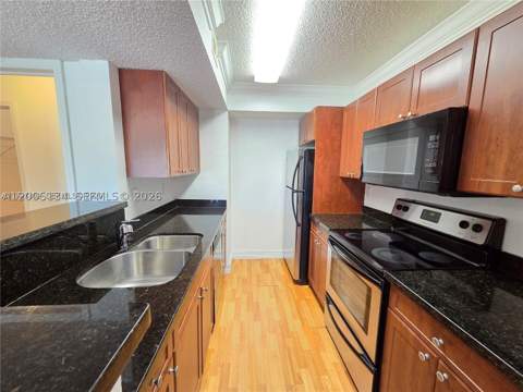 15650 SW 105th Ln 502, Miami FL - photo 6 of 15