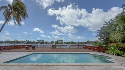 1690 Daytonia Rd, Miami Beach FL - photo 22 of 88