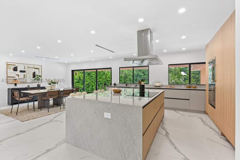4 bedroom SingleFamilyResidence at 19731 NE 24th Ave, ENCHANTED LAKE SEC 5, Miami — photo 2