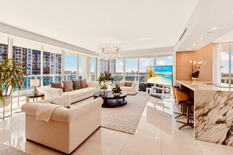 2 bedroom Condominium at 2127 Brickell Ave 1505, Bristol Tower Condo, Miami — photo 3