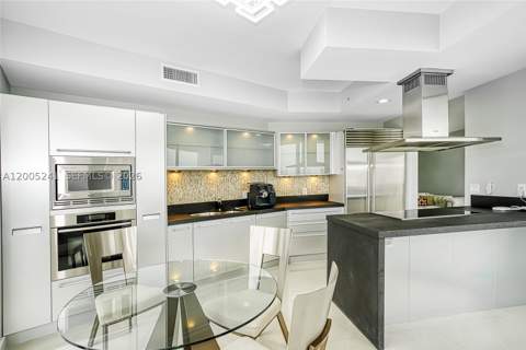 18201 Collins Ave 1701, Sunny Isles Beach FL - photo 9 of 36