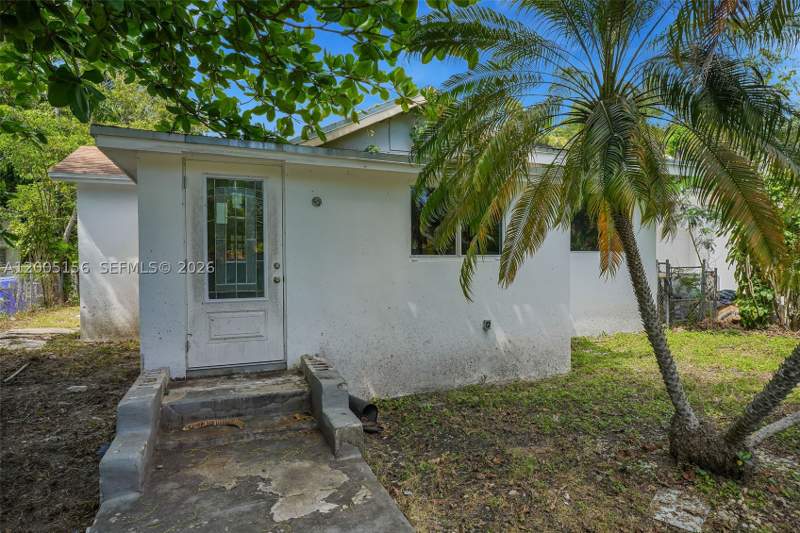2 bedroom SingleFamilyResidence at 3637 Frow Ave, Frow Homestead, Miami — photo 3