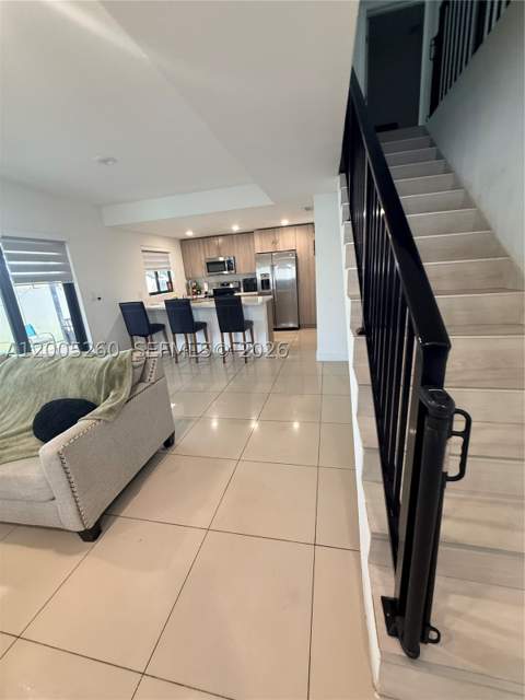 102 NW 10th Pl, Florida City FL - photo 17 of 40