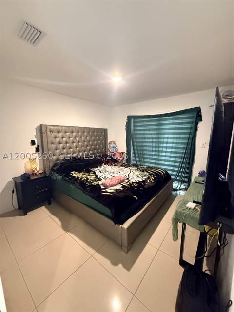 102 NW 10th Pl, Florida City FL - photo 20 of 40