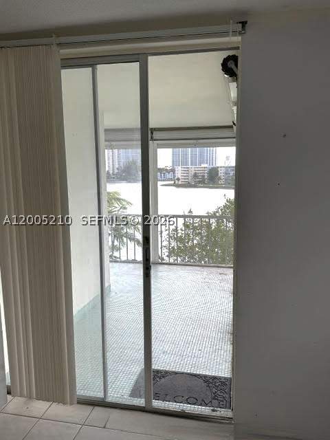2861 Leonard Dr F514, Aventura FL - photo 11 of 25