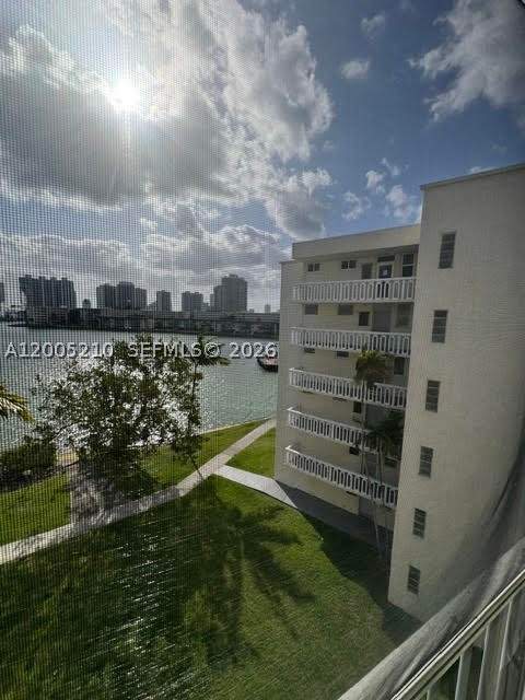2861 Leonard Dr F514, Aventura FL - photo 13 of 25
