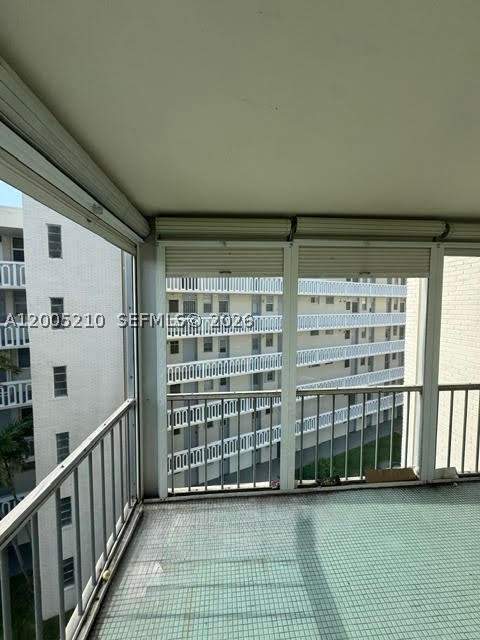 2861 Leonard Dr F514, Aventura FL - photo 15 of 25
