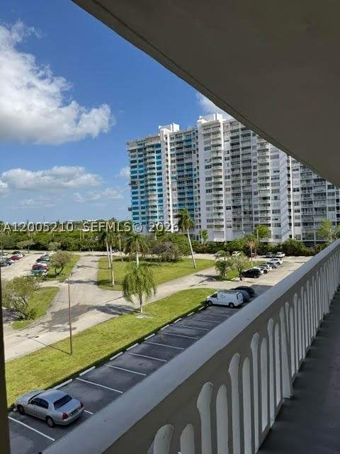 2861 Leonard Dr F514, Aventura FL - photo 18 of 25