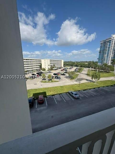 2861 Leonard Dr F514, Aventura FL - photo 21 of 25